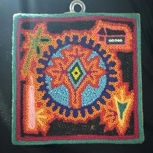Huichol Hand Perlen Wandbild "Ojo de Dios" 4" Quadrat - Symbolik in Beschreibung - Bild 1 von 4