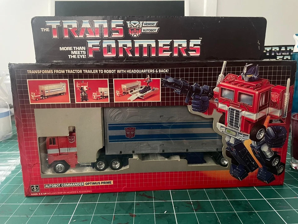 G1 Transformers Optimus Prime 1984 Boxed Complete.bloated Metal Plates - Image 1 of 1