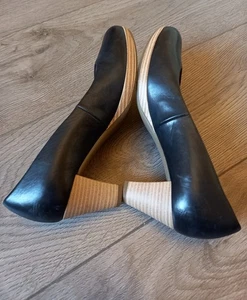 Gabor Damen Pumps schwarz Leder mit hellbraunem Stapelabsatz Gr. UK 4,5 neuwertig - Bild 1 von 5