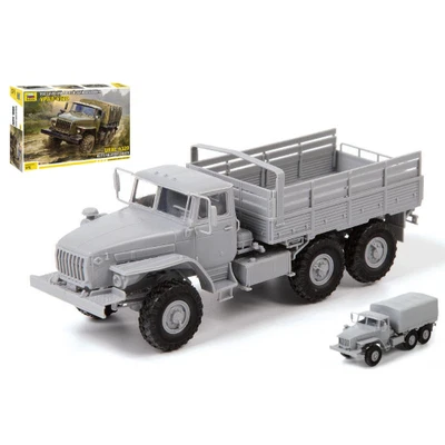 URAL-4320 RUSSIAN 6x6 OFFROAD TRUCK KIT 1:35 Zvezda Kit Mezzi Militari Modellino - Immagine 1 di 4