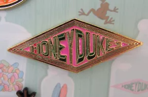 Harry Potter Loungefly Honeydukes Pin NYCC 2019 LE 1000 Wizarding World NEW - Picture 1 of 3