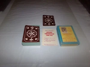 Gioco di carte vintage Alice nel paese delle meraviglie tacche riprodotto da antico edificio - Foto 1 di 5