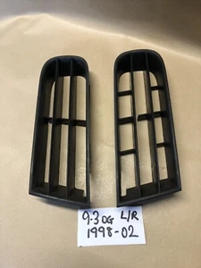 SAAB 9-3 Bumper Grills LH/RH - Picture 1 of 3