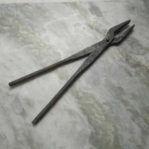 Iron Clipper TONG 1900 Century Industrial Blacksmith Tools - Picture 1 of 3