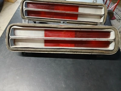 Plymouth Valiant Duster 340 1972 luces traseras carrocería A 318 cilindros Mopar Foto 1 de 4