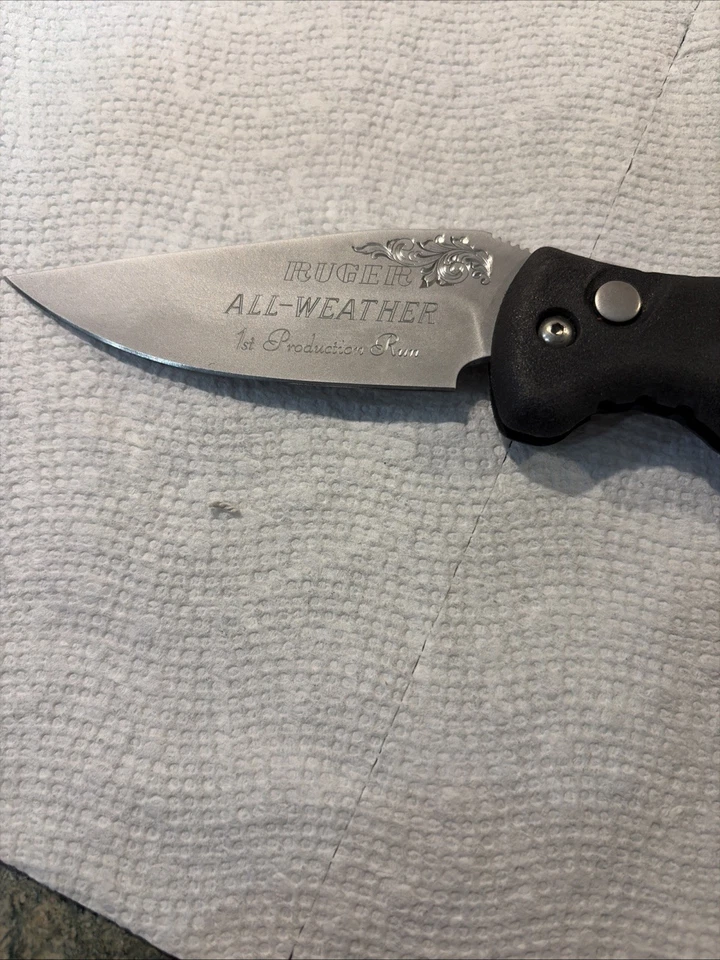 Cuchillo Plegable Ruger TODO CLIMA Nunca Usado Muy Raro Primera Producción Ejecución De Colección Foto 1 de 4