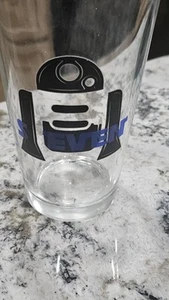 R2 D2 Glass - Picture 1 of 3