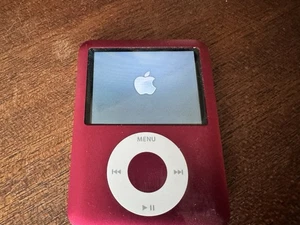 Apple iPod Nano 3ª Generación 8 GB - Producto Rojo - A1236 - No Retiene Carga - Imagen 1 de 5