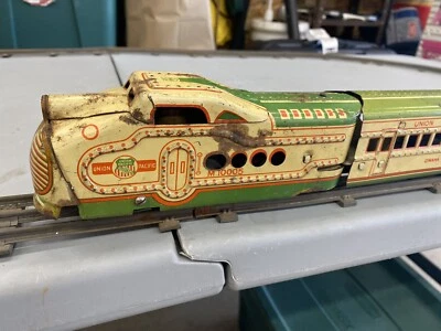 MARX  M10005 O Gauge Post War Passenger Set  Transformer, & Track - Image 1 of 4