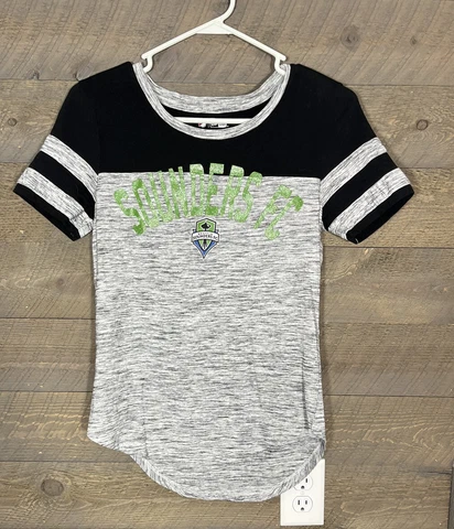 Seattle Sounders FC by New Era Women's Small T-Shirt Cover