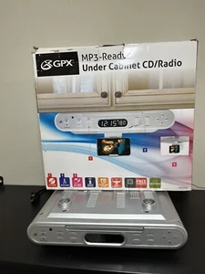 GPX KC232S Unterschrank CD/RADIO MP3 Ready-In Box mit Fernbedienung - Bild 1 von 12
