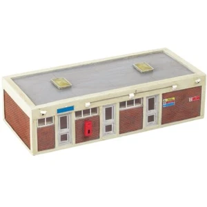 OO Gauge Office Block Bachmann Scenecraft Model Railway Building 44-039 - Picture 1 of 2