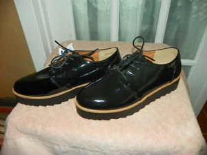 Laundry List Black Wedge Shoes Slip on Kiss Model Women's size 7.5 M NWT - Picture 1 of 9