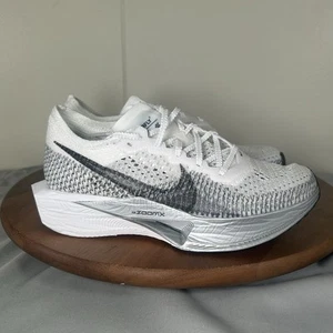 Nike ZoomX Vaporfly Next% 3 White/Gray DV4129-100 Size Men’s 6/Women’s 7.5 - Picture 1 of 9