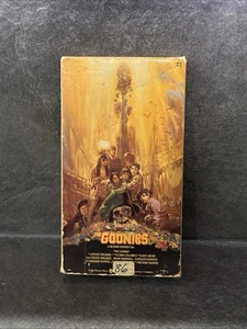 Goonies 1985 VHS First Print - Picture 1 of 7