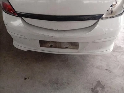 Paragolpes Trasero Opel astra h gtc 2004 19 cdti - Imagen 1 de 4