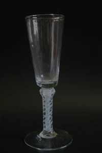 18TH CENTURY GLASS WITH DOUBLE OPAQUE TWIST STEM - Picture 1 of 4
