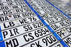 ORIGINAL German License Plate Mini Honda Subaru RAM Pontiac Dodge Mitsubishi - Bild 1 von 5