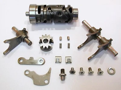 Conjunto de tambor y horquilla de cambio Suzuki DS100, TS100, TS125. Completo. Excelente. Foto 1 de 4