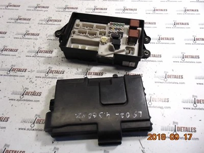 Lexus LS430 Fusible Relais Boite Occasion 2002 - Photo 1/4