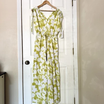 Calvin Klein Long Maxi Green And White Flower Dress Size 8 Sleeveless NWT - Image 1 of 4