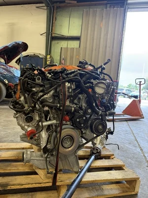 BMW G20 G42 G29 Long Block AWD B48 Complete Engine Motor 4K Miles! B48B2001 OEM - Image 1 of 4