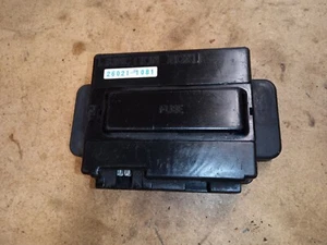 KAWASAKI GPZ250R NINJA FUSE BOX - Picture 1 of 3
