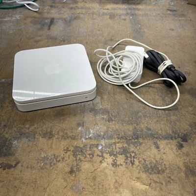 Apple AirPort Extreme Base Station 5th Gen. Wireless Wifi Router A1408 - Image 1 of 3