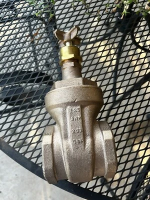 2-1/2" Nibco Non-Rising Stem Threaded Gate Valve Screw-In Bonnet - Image 1 of 2