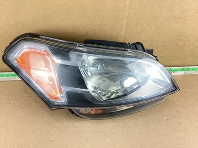 2010 - 2011 Kia Soul Front Right Passenger Headlight Halogen Lamp OEM - Image 1 of 4