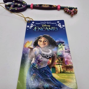 NUEVO CON ETIQUETA 2021 Disney Store Encanto Película Llave Coleccionable - Imagen 1 de 3