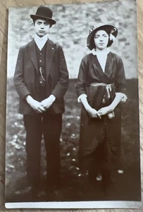 Vintage Young WOMAN MAN In HATS FOUND POSTCARD Original Real Photo RPPC Antique - Picture 1 of 2