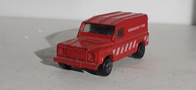 ~ 1/60  Corgi  Land Rover DEFENDER  Emergency Fire / Pompiers  - Photo 1/4