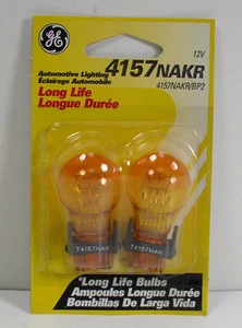 (2) Bombillas de giro de estacionamiento ámbar GE 4157NAKR 12V larga vida útil Bombillas Krypton con tarjeta - Imagen 1 de 2