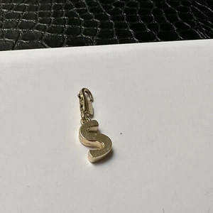 Signed Vera Bradley Costume Jewelry Charm - Letter / Initial S - Picture 1 of 10