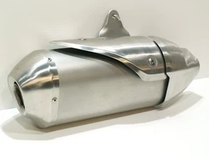 Triumph Speed Triple 1050 11-16 R Exhaust Silencer Assy R/H T2207352 Genuine OE - Picture 1 of 9