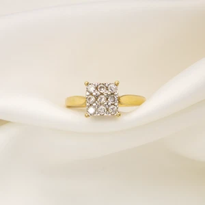 Anillo con racimo de diamantes de oro de 9 quilates (0,33 quilates) - Imagen 1 de 8