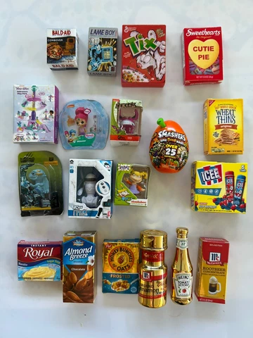Zuru Mini Brands Gold Rush Gold Minis Shimmer Shine Lot Wacky Packages Rugrats Cover