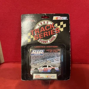 NASCAR 1993 Racing Champions 1:64 Diecast Car #93 Richmond VA. Limited Edition. - Picture 1 of 8