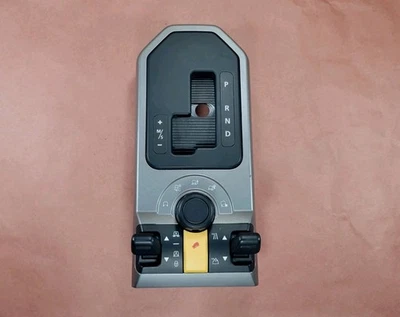 2005-2009 LAND ROVER LR3 FRONT CENTER CONSOLE SHIFTER PANEL TERRAIN SWITCH OEM - Image 1 of 4