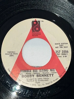 NORTHERN SOUL BOBBY BENNETT BUMBLE BEE (STING ME)DAYS GO BY PHILADELPHIA HEAR - Image 1 of 2