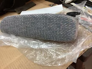 Nos Freightliner NTS-428171-288 U-ARM20 RH LVL Arm Rest - Picture 1 of 6