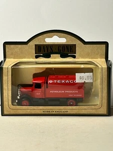 Lledo Days Gone 1934 Mack Texaco Tanker Truck with Box - Picture 1 of 11