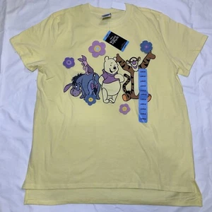 Disney Women’s Winnie The Pooh with Crochet Flowers T-Shirt Size Large NEW! - Picture 1 of 8