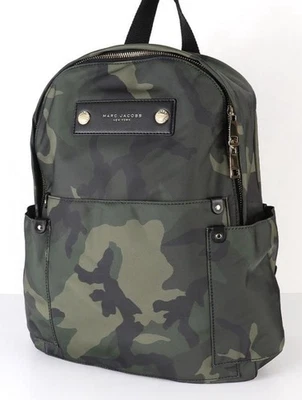 Mochila Marc Jacobs logotipo náilon em camuflagem multi - Imagem 1 de 4