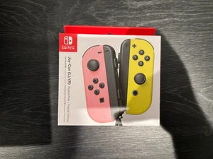 Nuevo Mando Par Joy-Cons Nintendo Switch 117077 Rosa Pastel/Amarillo Pastel - Imagen 1 de 3