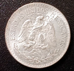 1943 Mexico Uncirculated Silver Fifty Centavos Coin - Picture 1 of 2