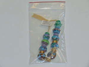 Lampwork Glass 19 Bead Vintage String Set Handmade by Ellen Dooley NOS - Picture 1 of 9