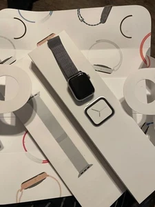 Apple Watch Series 4 40 mm Stainless Steel Case with Milanese Loop (GPS +... - Picture 1 of 1