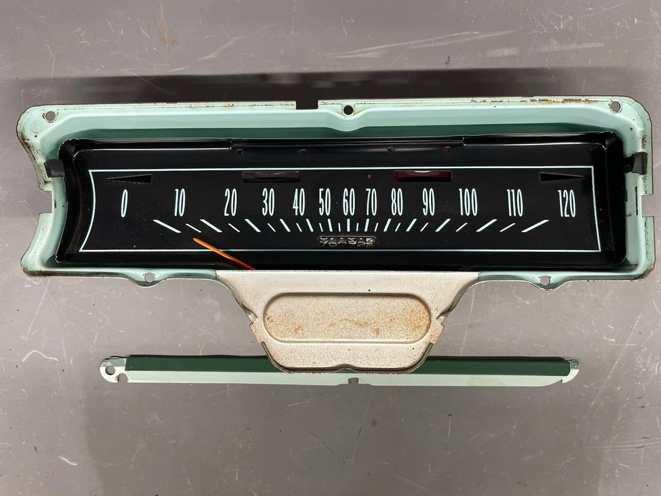 Chevy Impala 1965 tablero velocímetro BelAir Biscayne calibre racimo odómetro bisel Foto 1 de 4